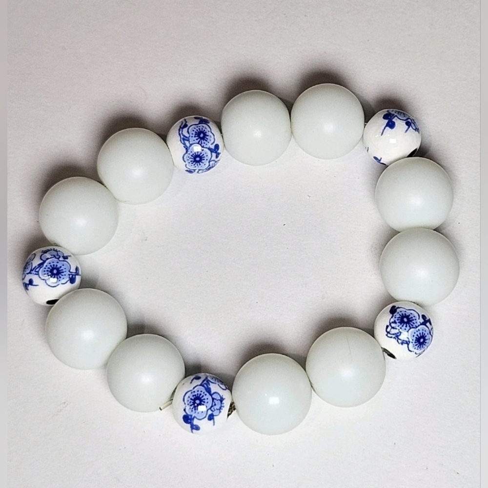 Vintage Floral Ceramic Beaded Bracelet Blue and White Costal Chic Beachy Cottage